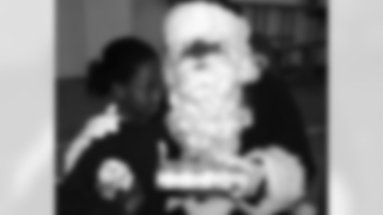 Santa handed out some great Eagles gifts