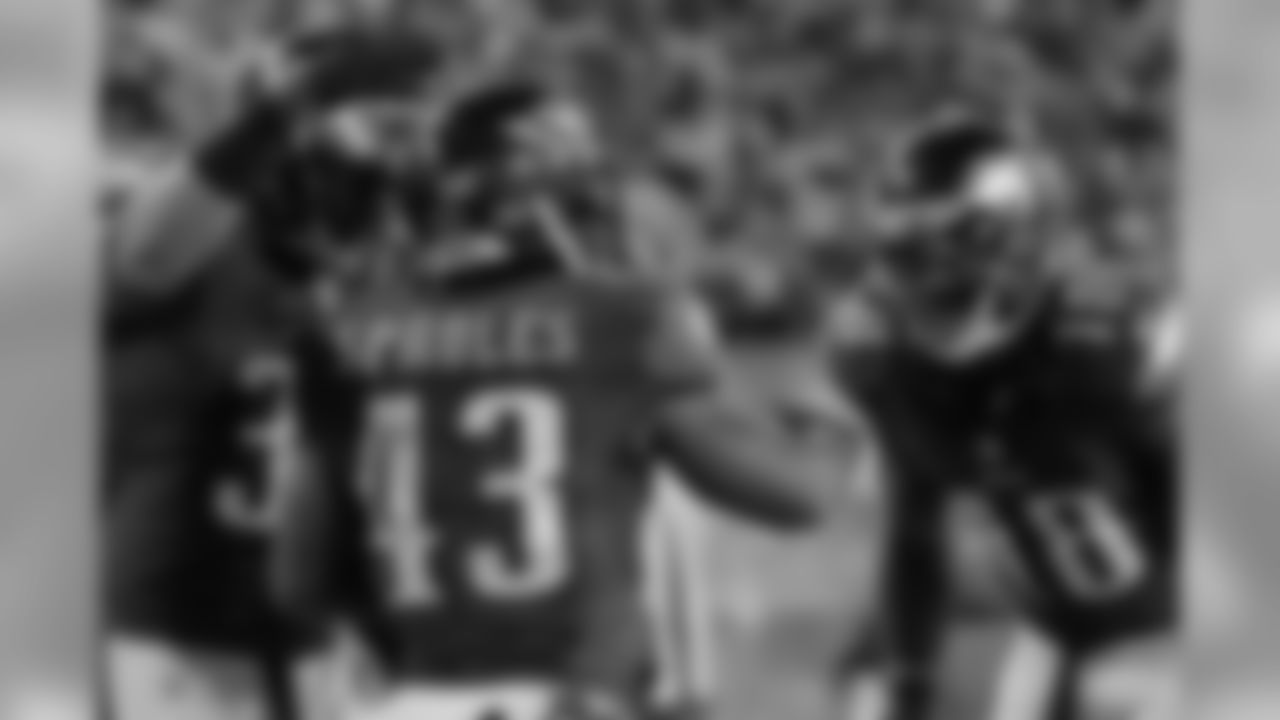 Celebrating the Sproles touchdown