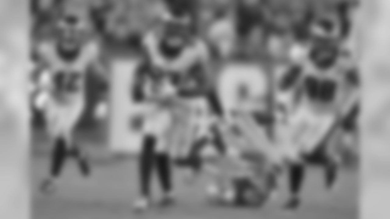 S Malcolm Jenkins runs the ball after the interception