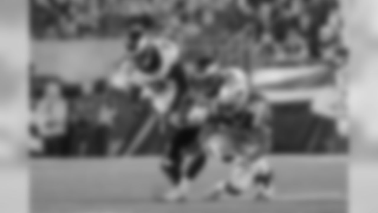 CB Byron Maxwell, S Malcolm Jenkins