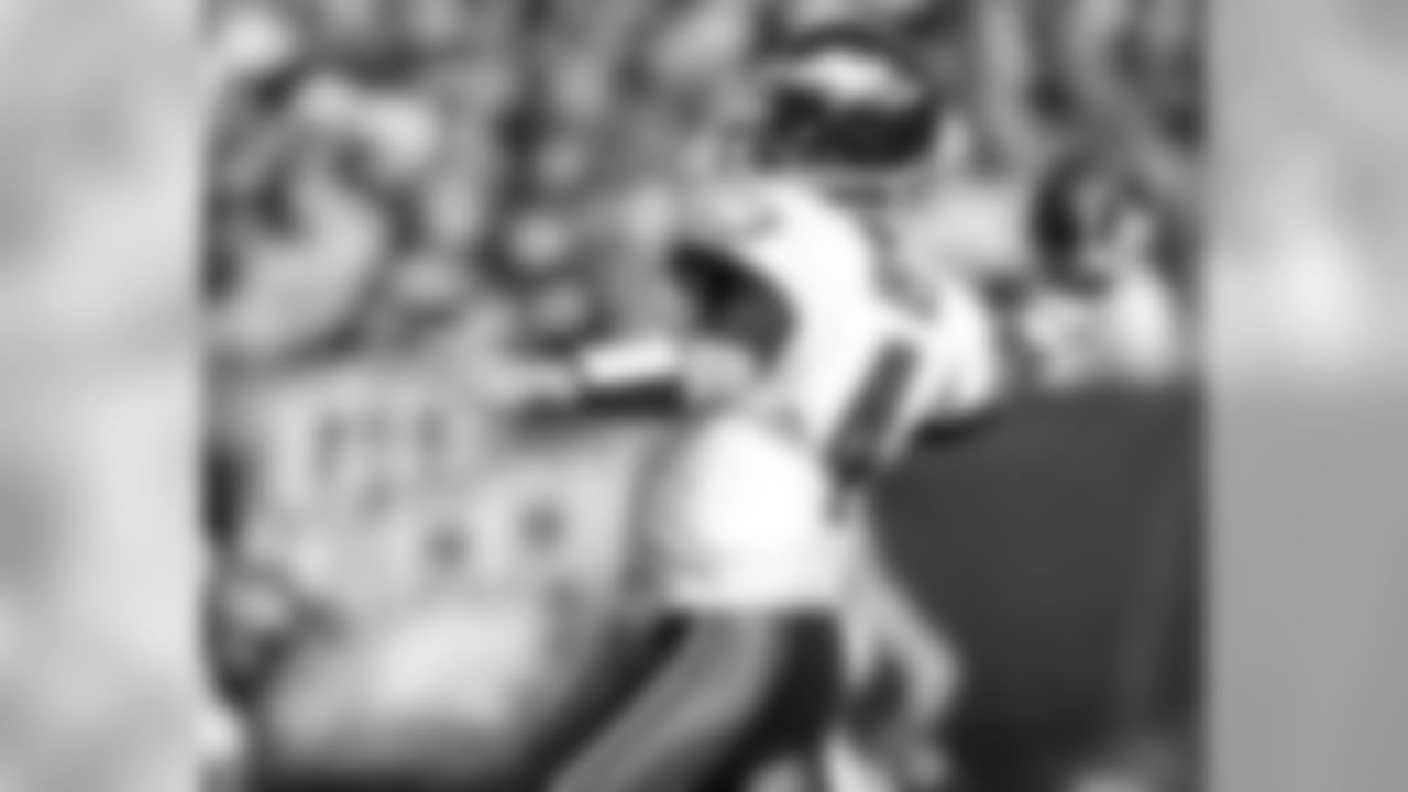 QB Kevin Kolb