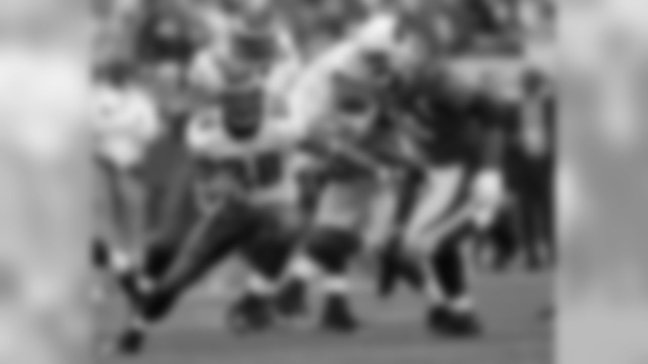 RB Correll Buckhalter in action vs. Cardinals