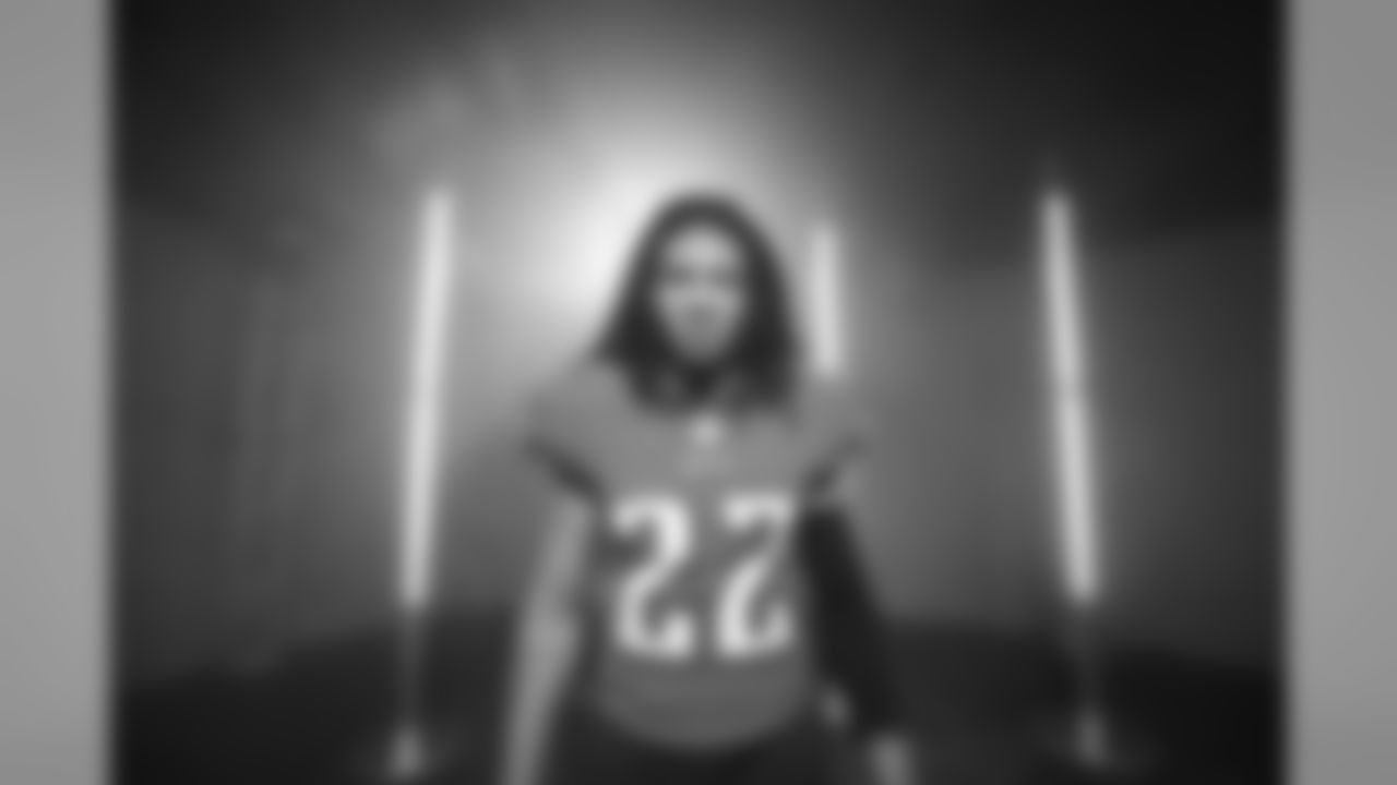 CB Sidney Jones
