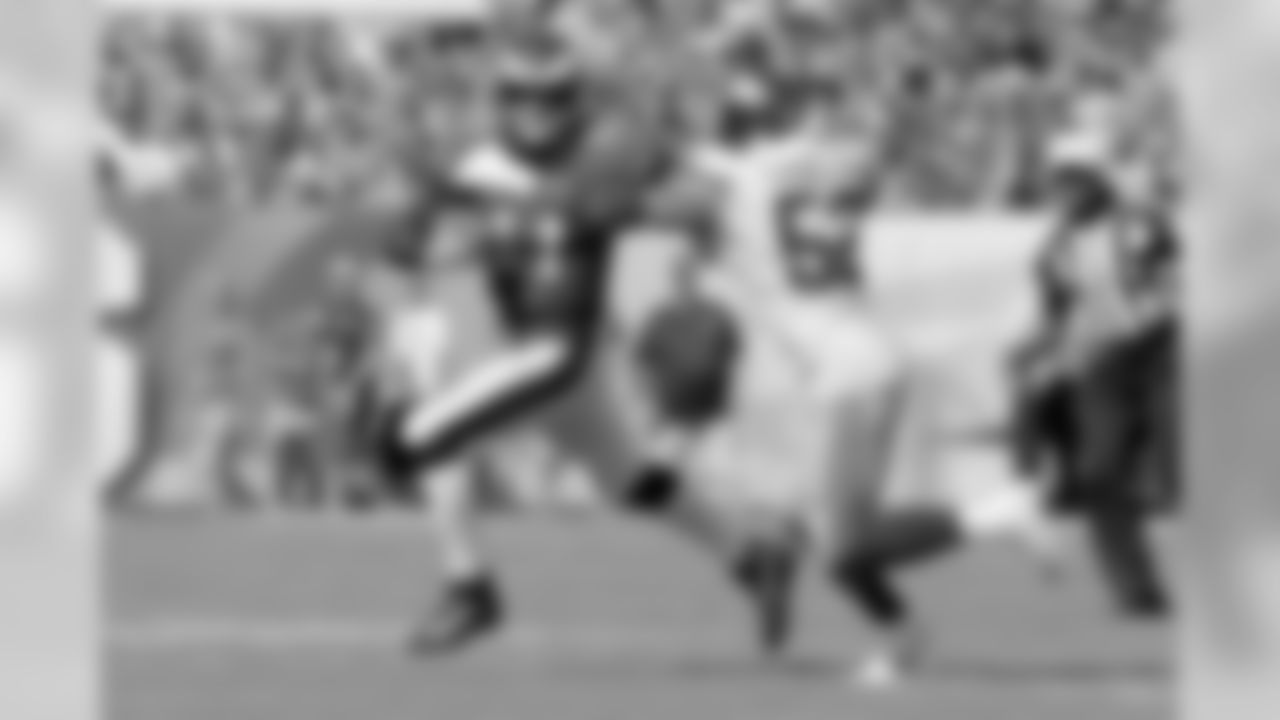 QB Carson Wentz