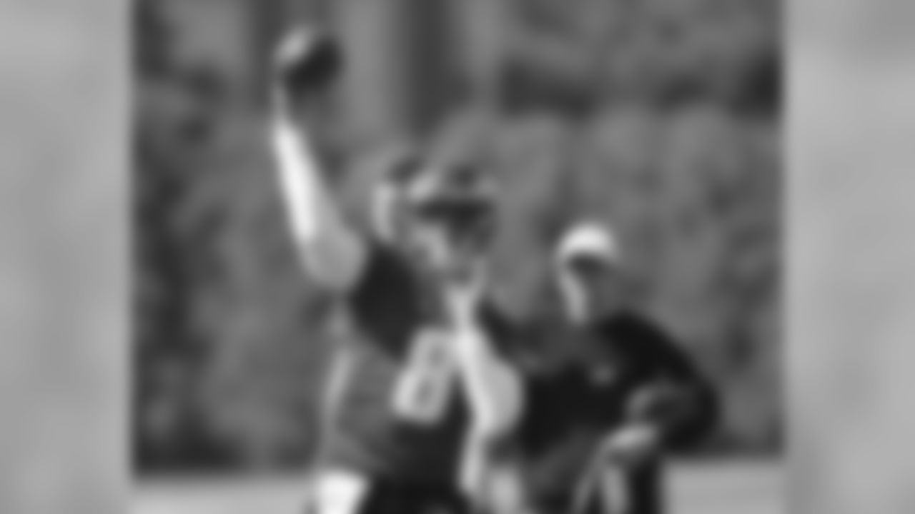 QB Mike Kafka