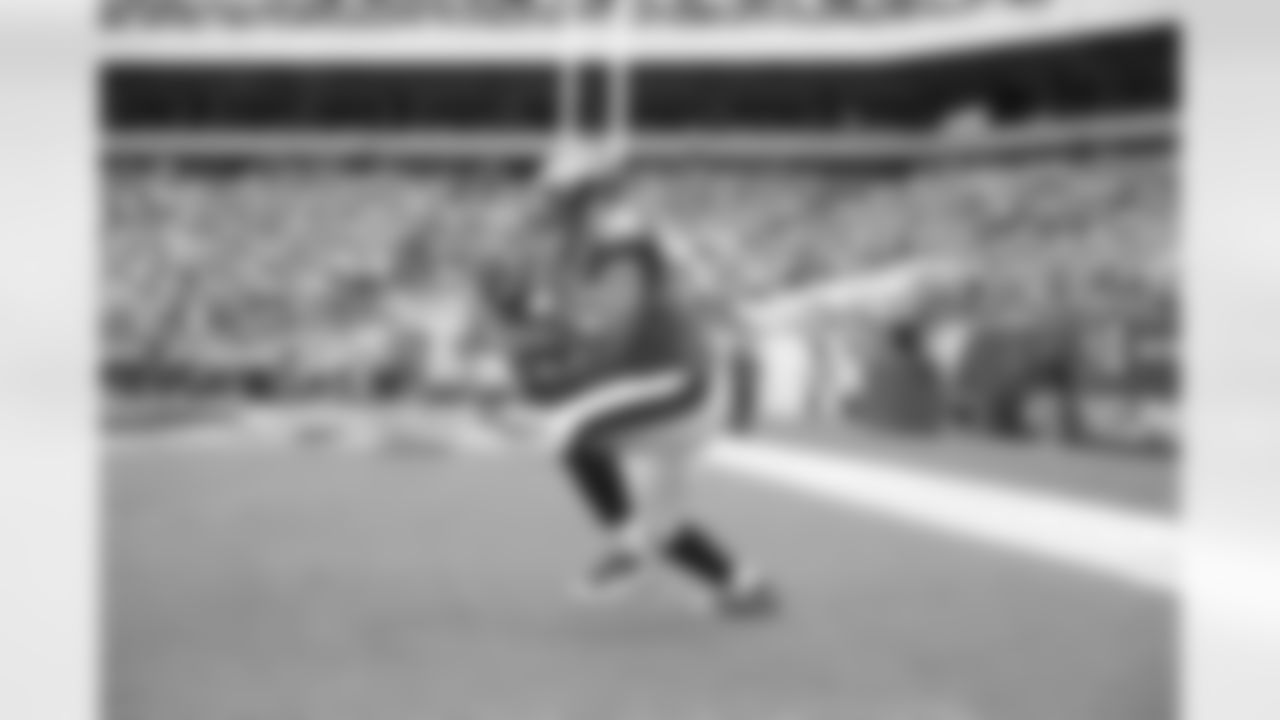 TE Clay Harbor