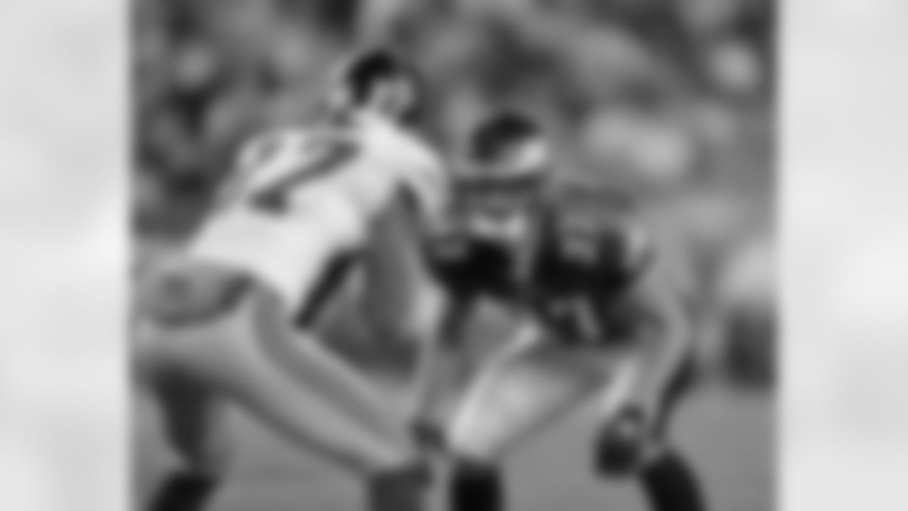 S Sean Considine in action vs. Giants