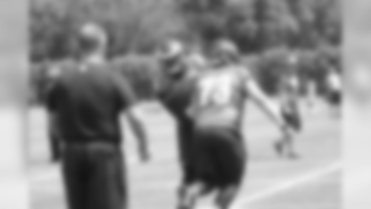 G Isaac Seumalo