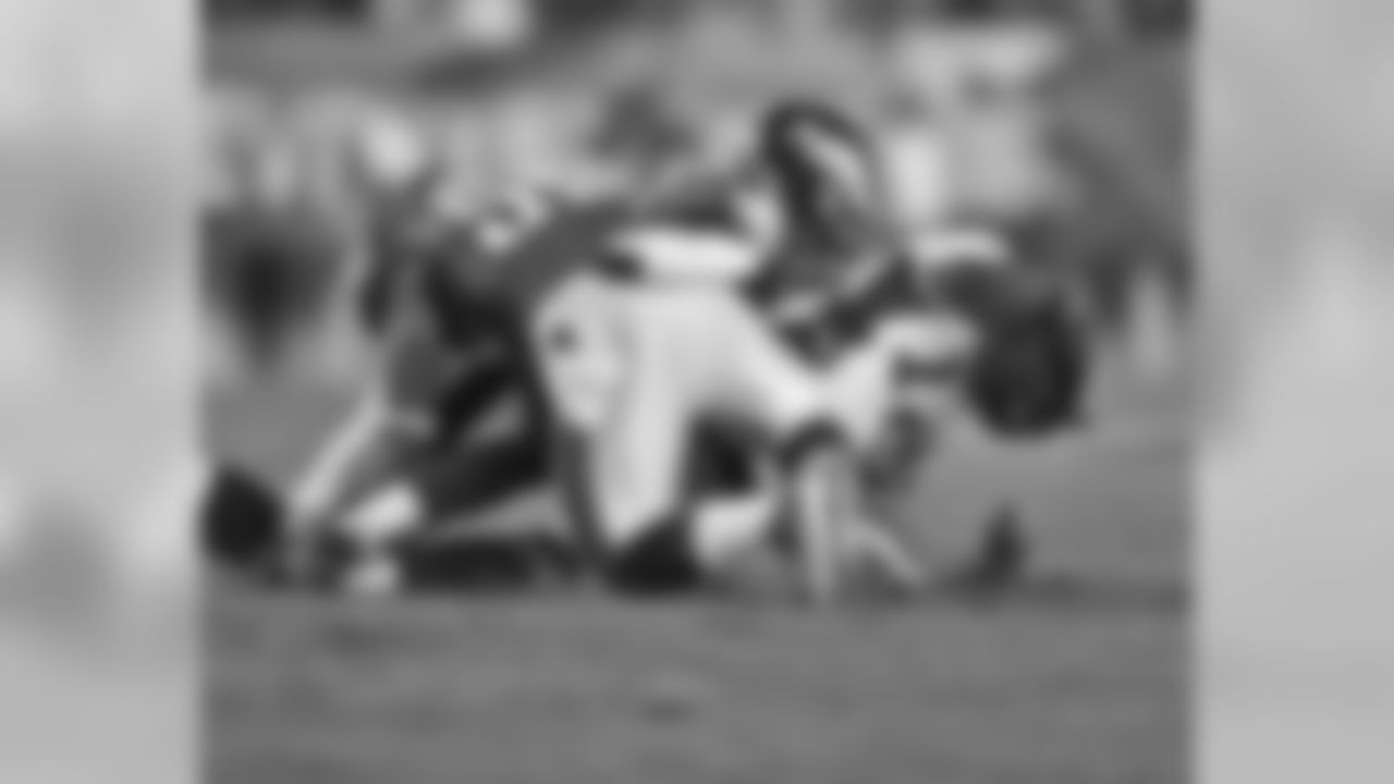 LB Akeem Jordan