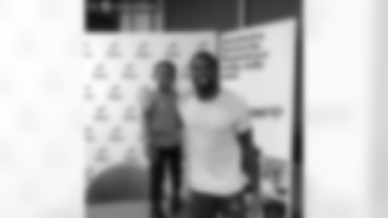 "Had a great time at @verizon with some Eagles fans and my guy" - Torrey Smith