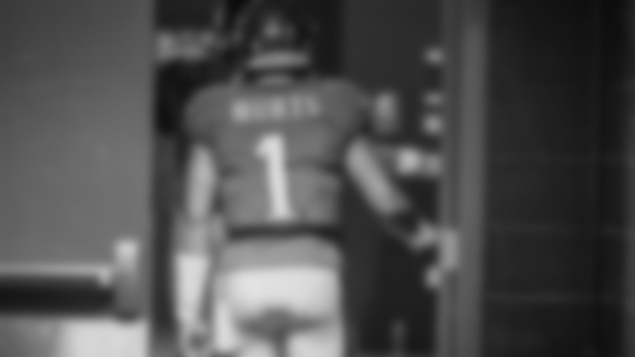 QB Jalen Hurts