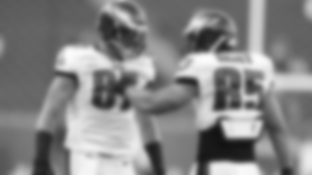 Eagles' quarterback Michael Vick sat out of Thursday night's preseason game.