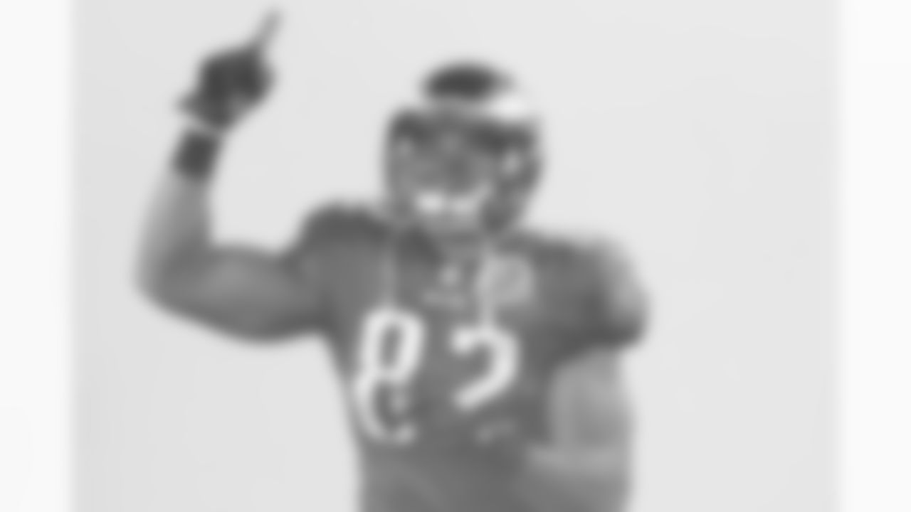 TE Clay Harbor