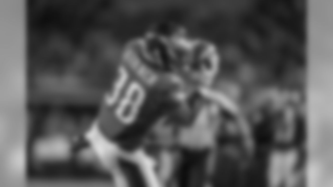 RB Kenjon Barner