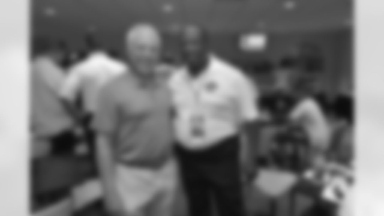 Eagles owner Jeffrey Lurie with RB Major Everett