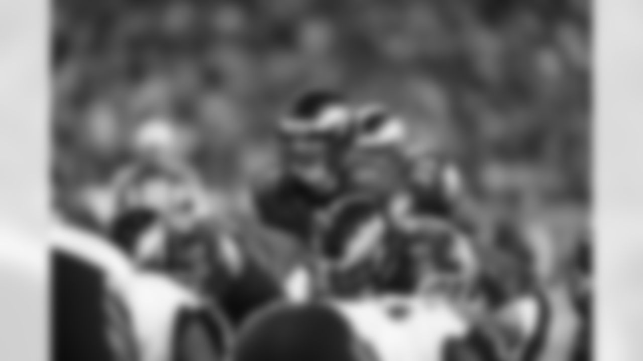 QB Nick Foles