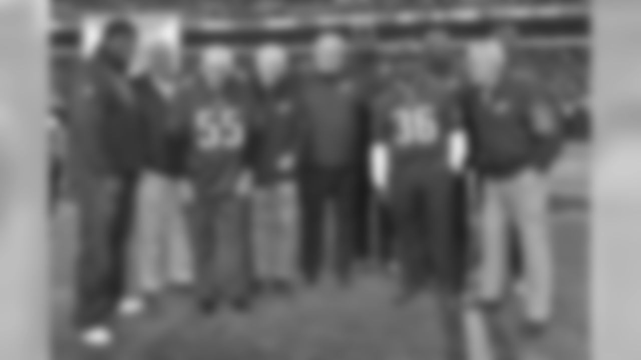 Other #EaglesHOF members joined in