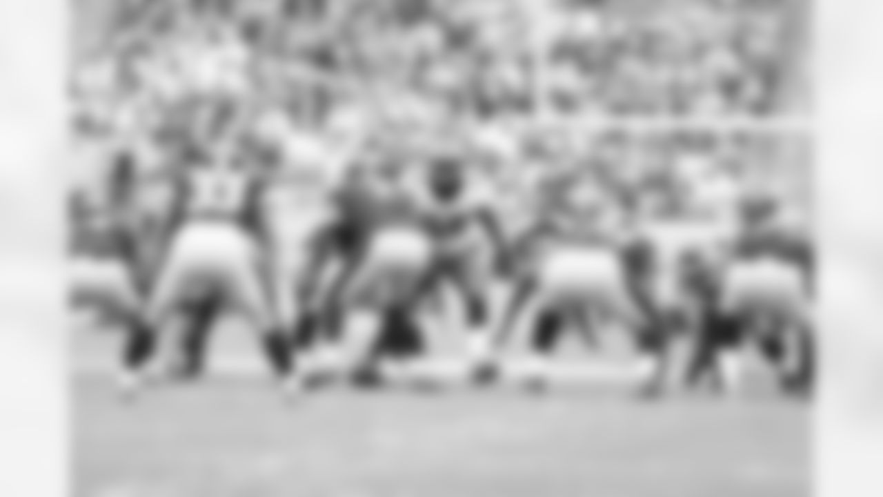 LB DeMeco Ryans