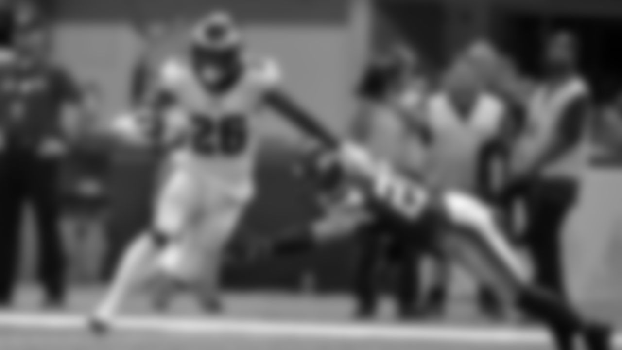 RB Miles Sanders
Philadelphia Eagles vs. Minnesota Vikings at U.S. Bank Stadium on October 13, 2019