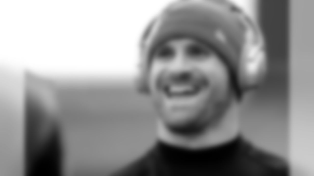 DE Chris Long