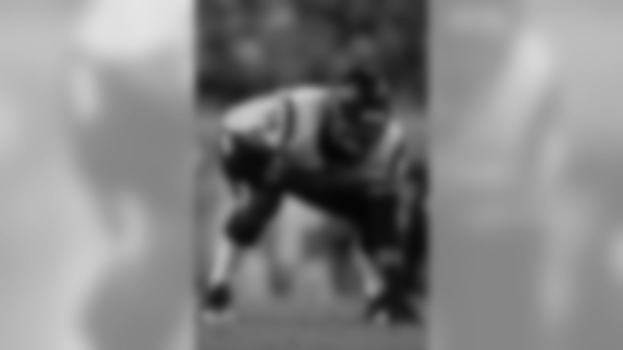 He started 64 consecutive games at left guard for the Texans during his four-year stint with the team and has experience at center, guard and tackle