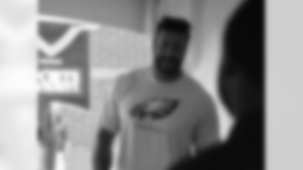 LB Connor Barwin