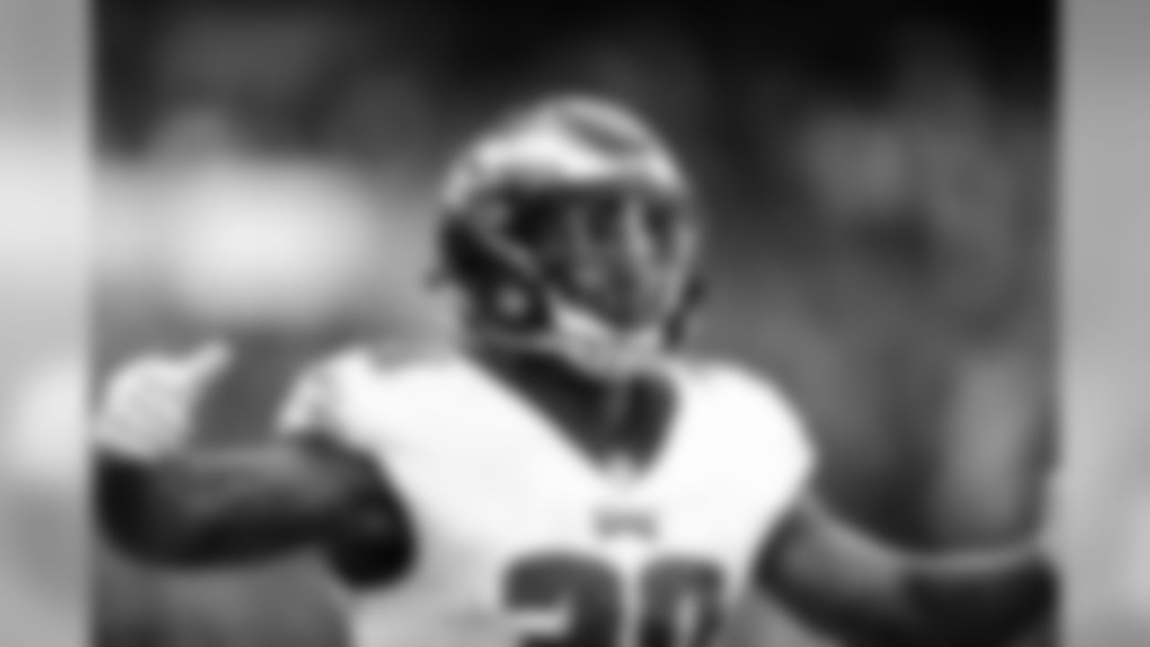 RB Corey Clement
Philadelphia Eagles vs. Jacksonville Jaguars at Wembley Stadium on October 28, 2018