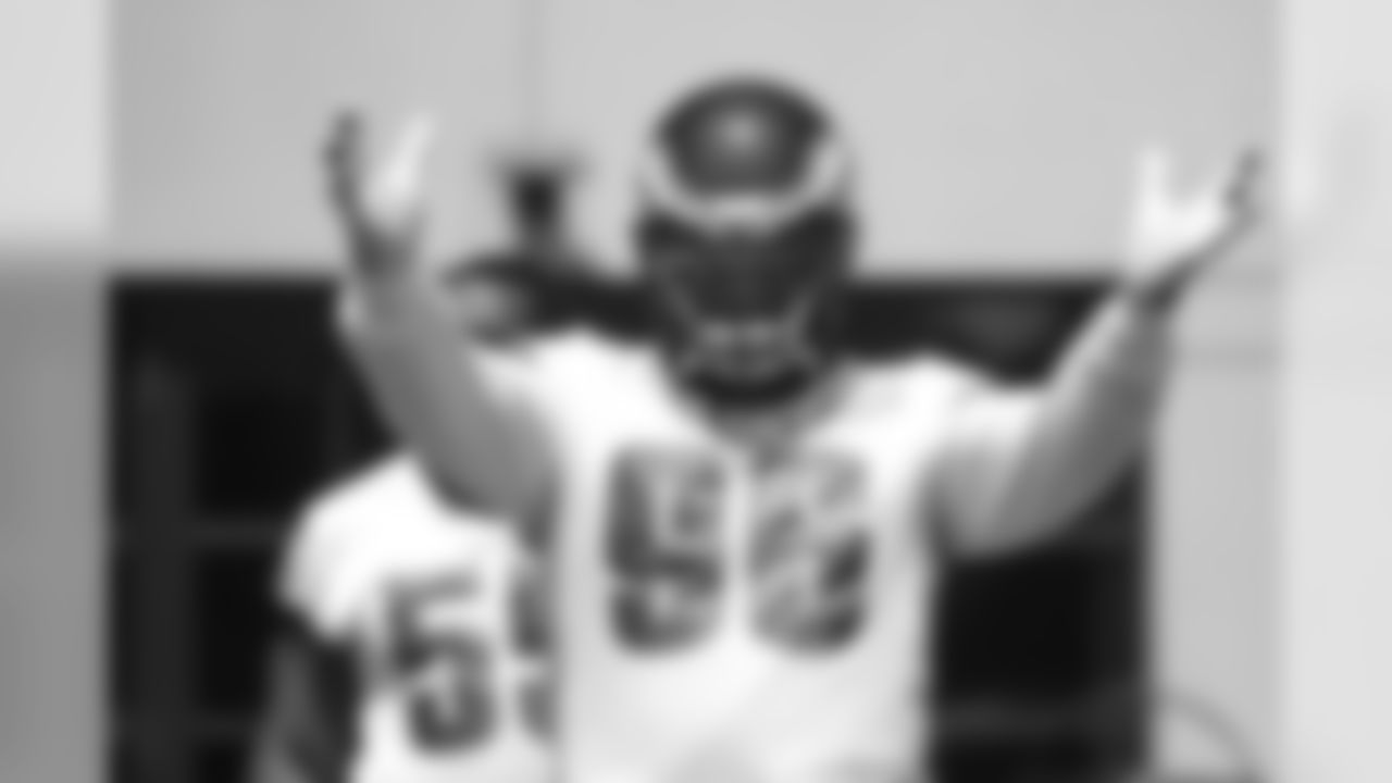 DT Bennie Logan looks like he wants a hug
