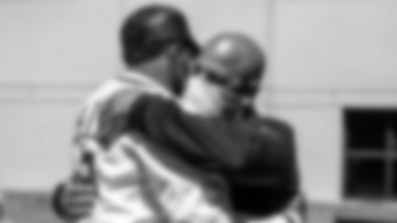 Jordan Howard meeting Running Backs/Assistant Head Coach Jemal Singleton