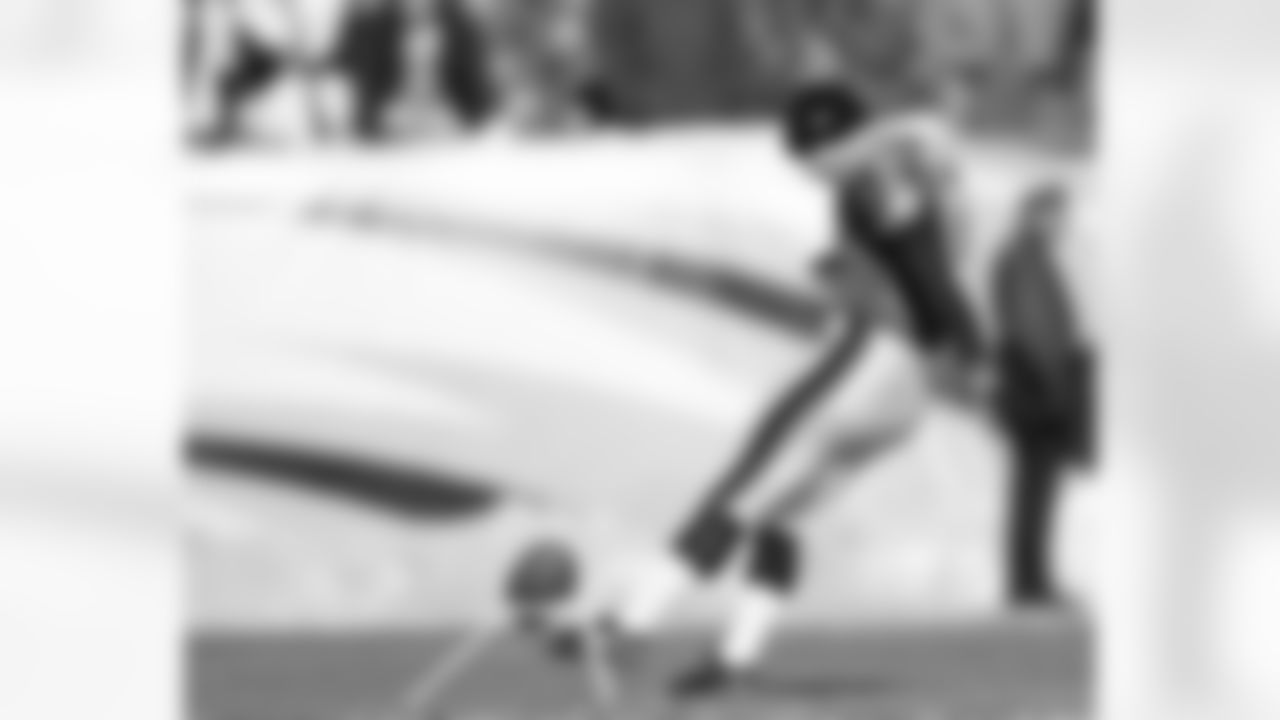 K David Akers