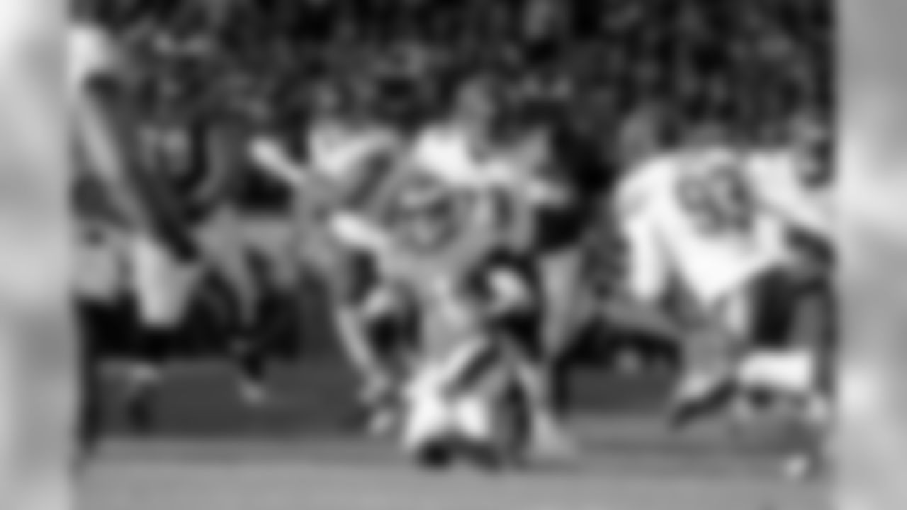 QB Carson Wentz