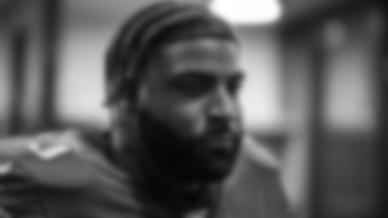 DE Vinny Curry