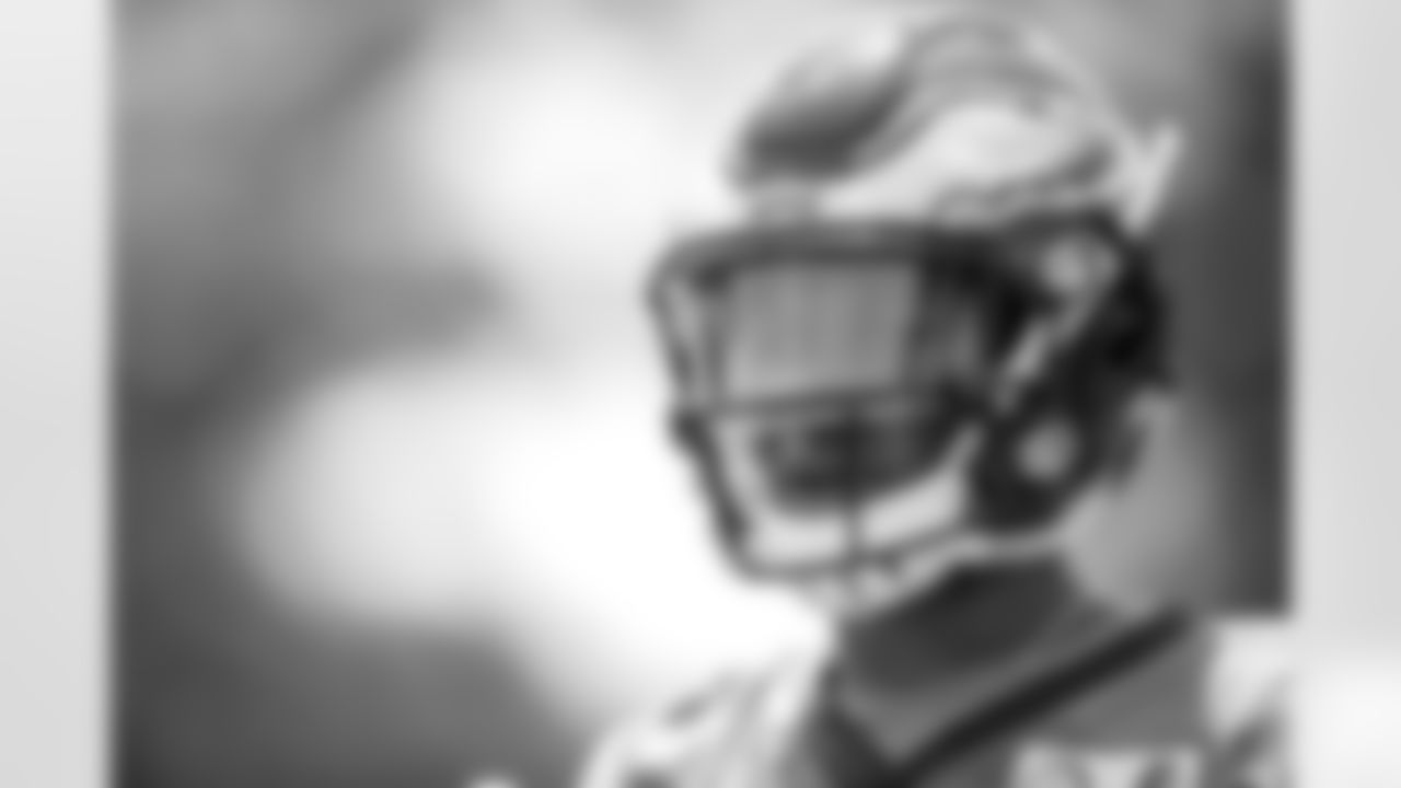 WR David Watford