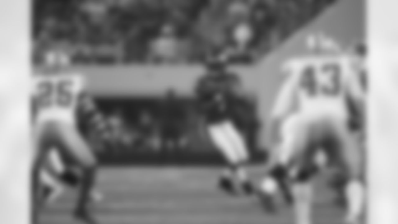 QB Michael Vick