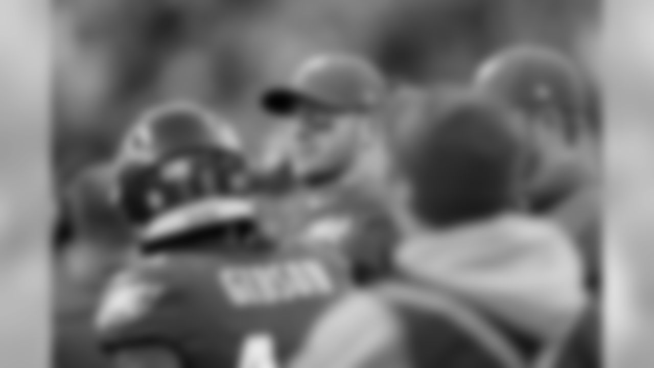 QB Carson Wentz