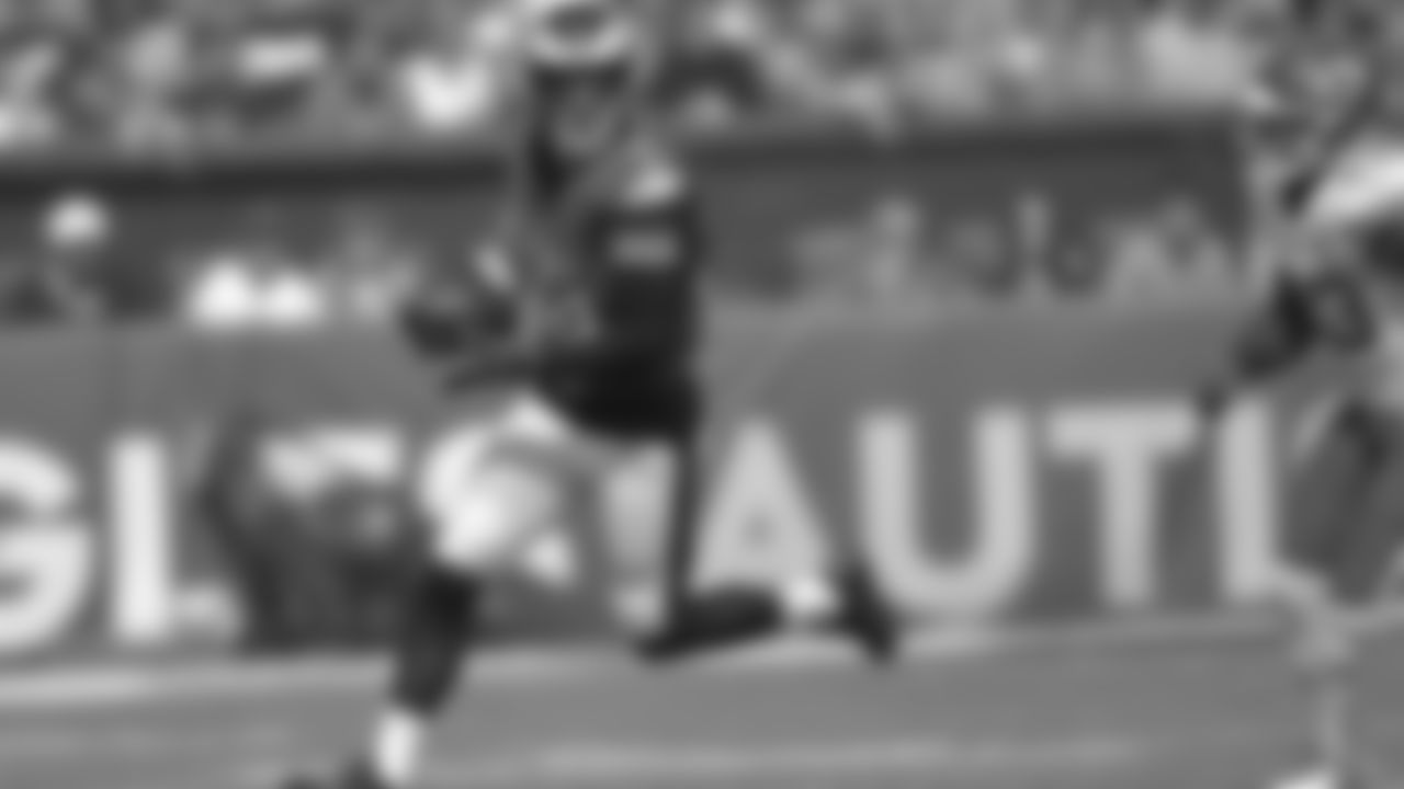 TE Zach Ertz