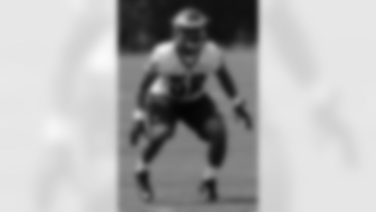 LB Jordan Hicks