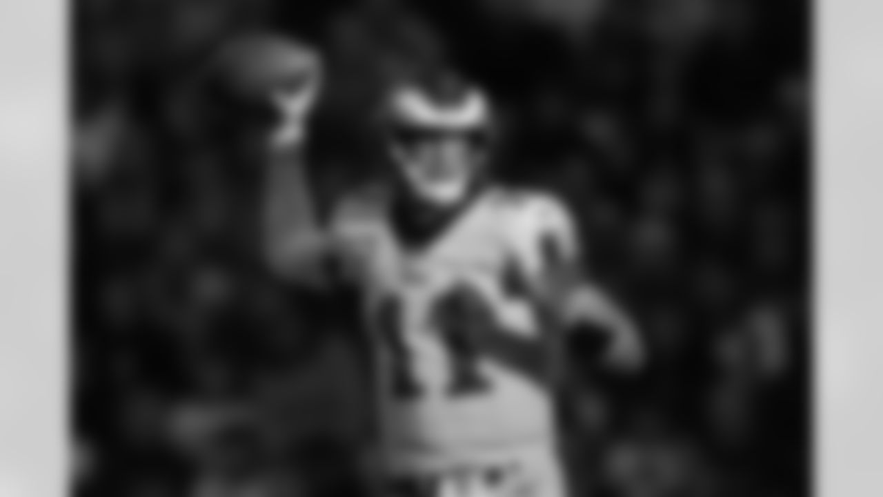QB Carson Wentz