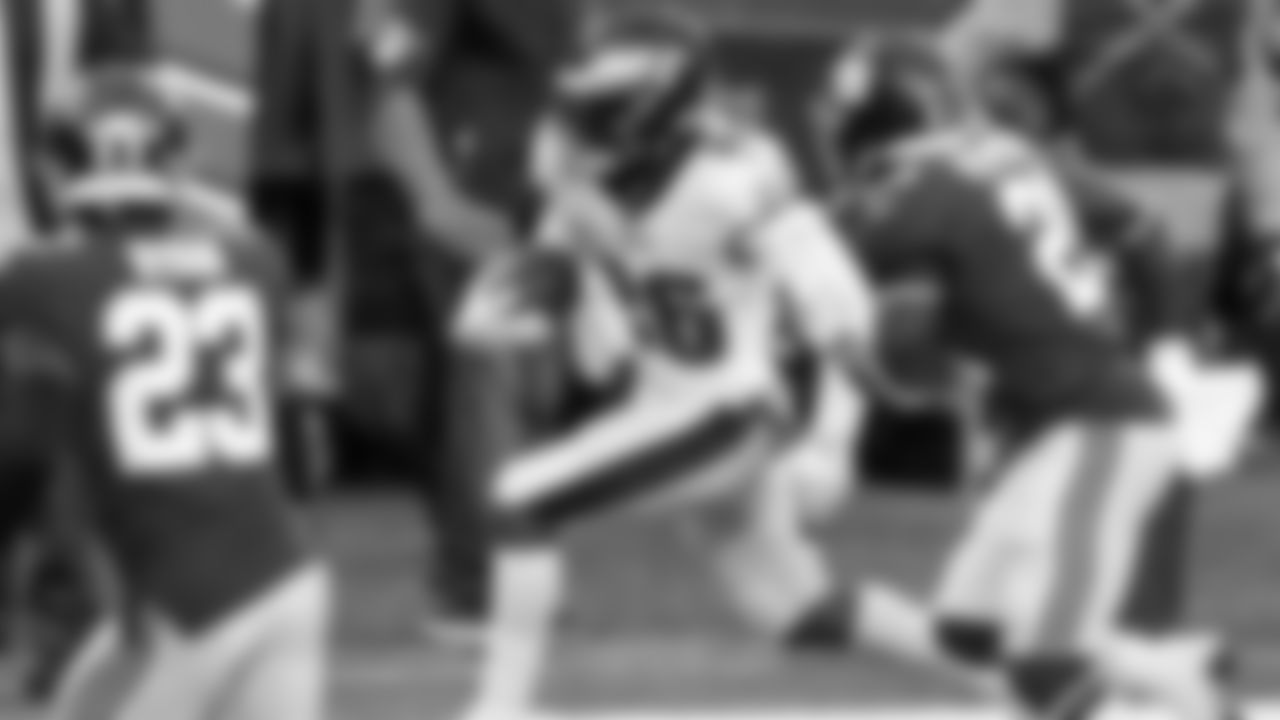 RB Miles Sanders
Philadelphia Eagles vs. New York Giants at MetLife Stadium on November 15, 2020
