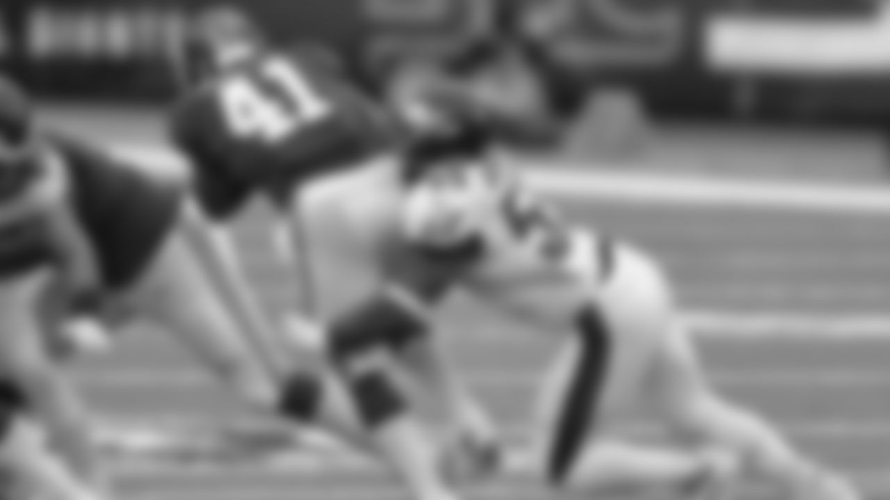 DE Brandon Graham
Philadelphia Eagles vs. New York Giants at MetLife Stadium on November 15, 2020