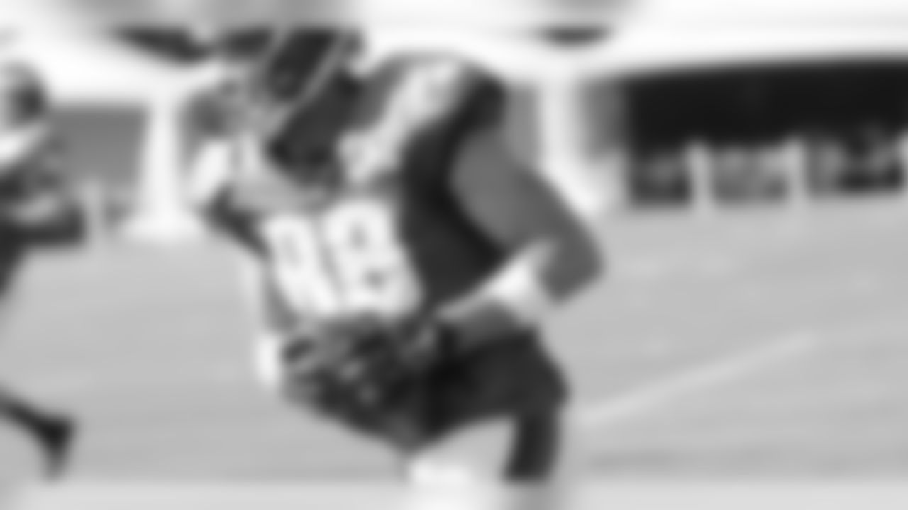 TE Zach Ertz