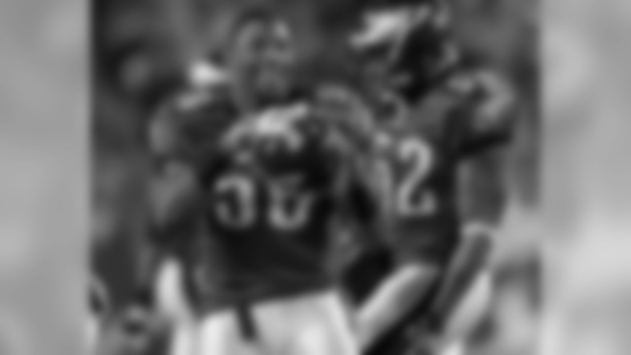 LB Akeem Jordan