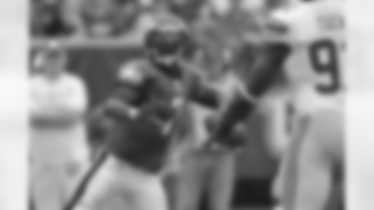 QB Michael Vick