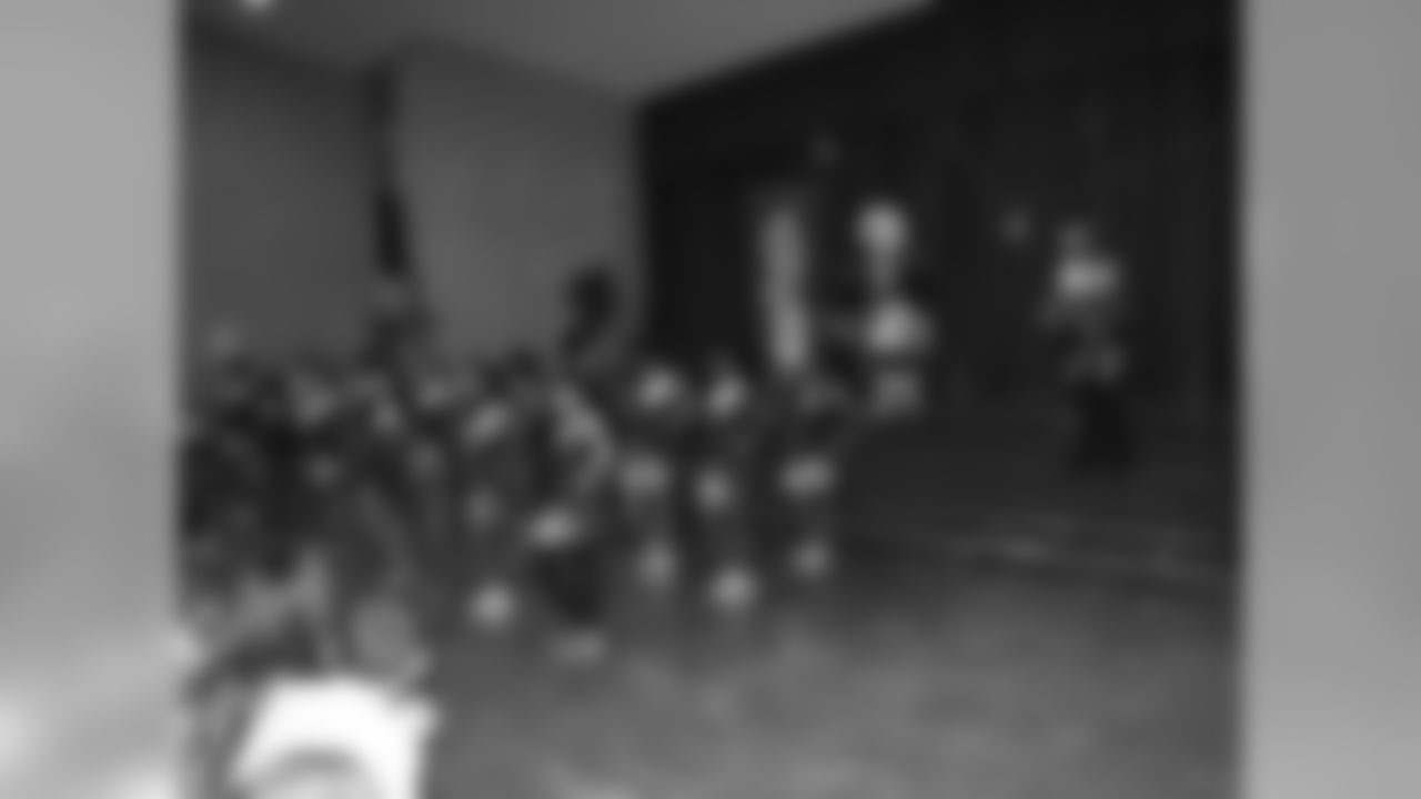 The Stearne cheerleaders get things started