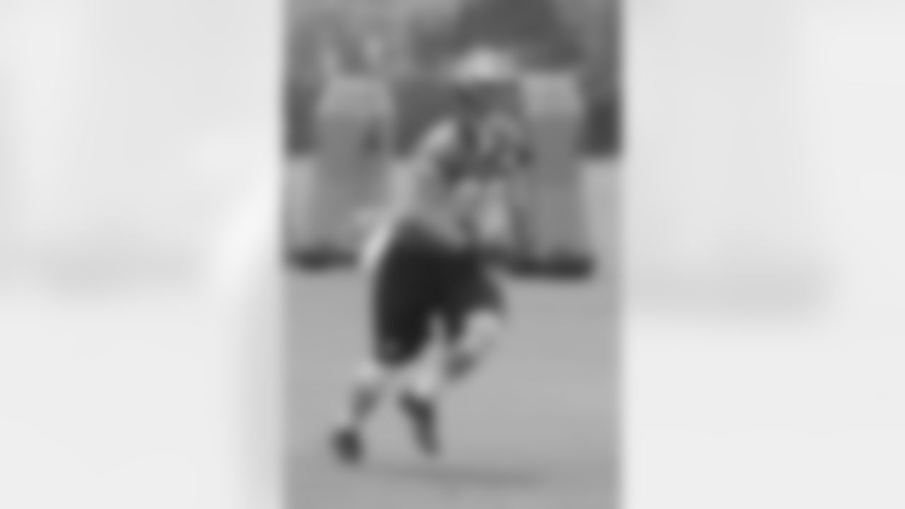TE Zach Ertz