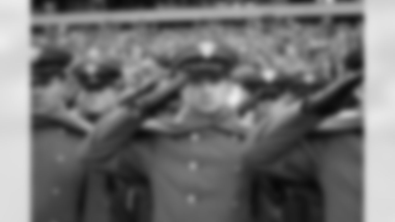 Students prepared for Army vs Navy