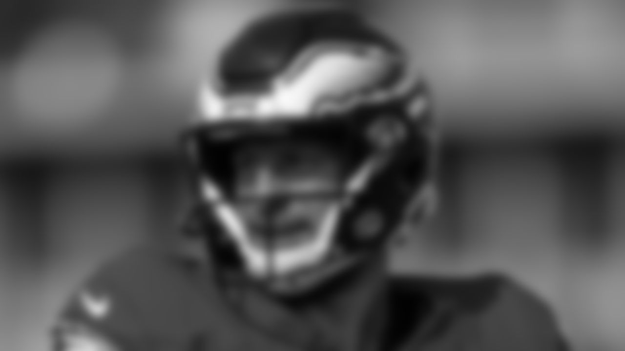 QB Carson Wentz