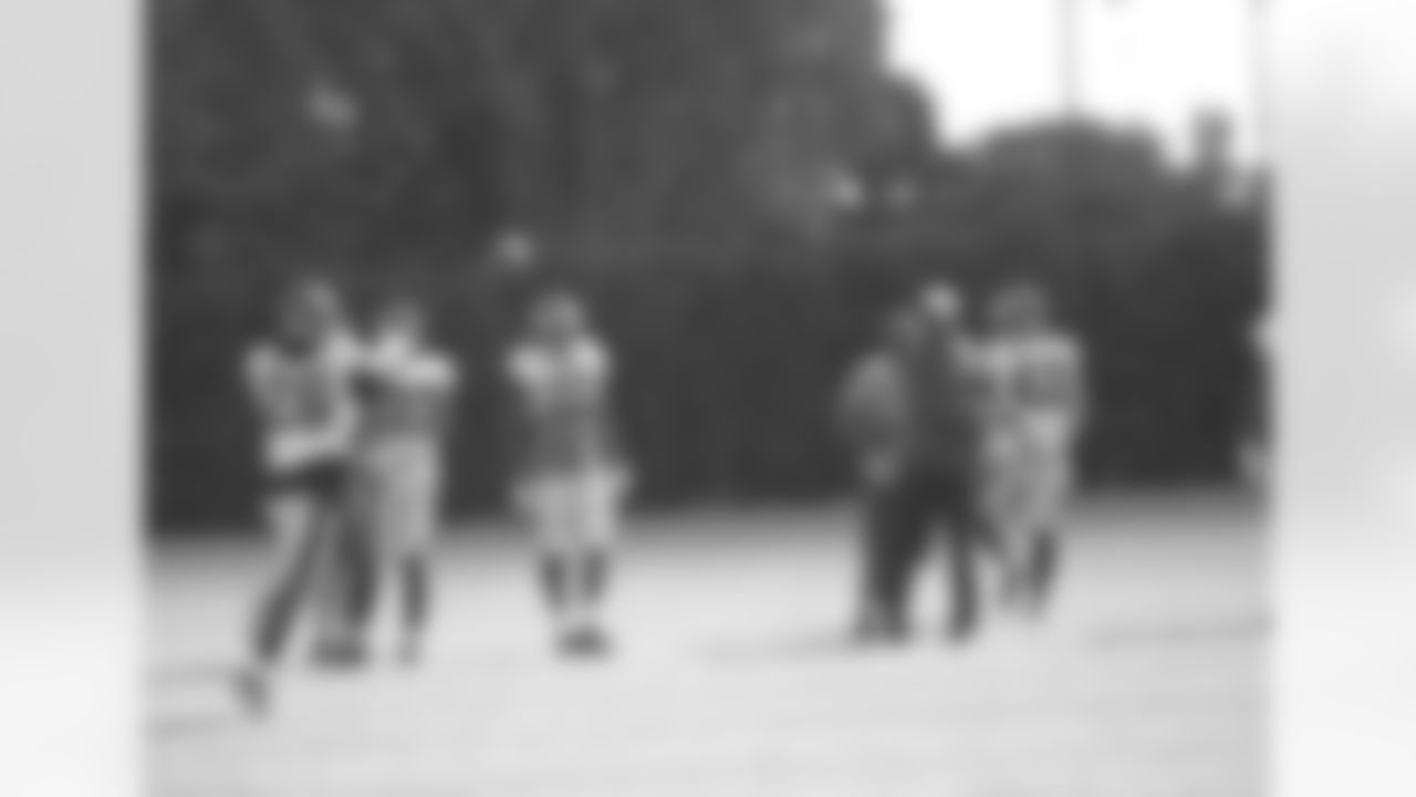 The pass to DB Walter Thurmond