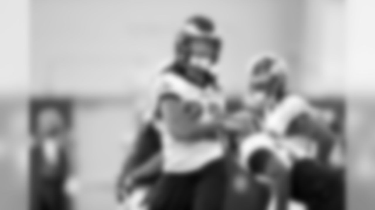 CB Sidney Jones