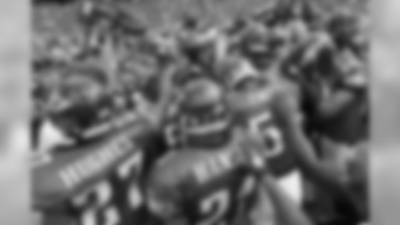 Pre-game team huddle